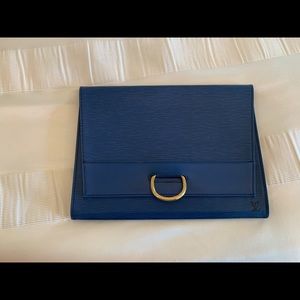 100% authentic Louis Vuitton clutch